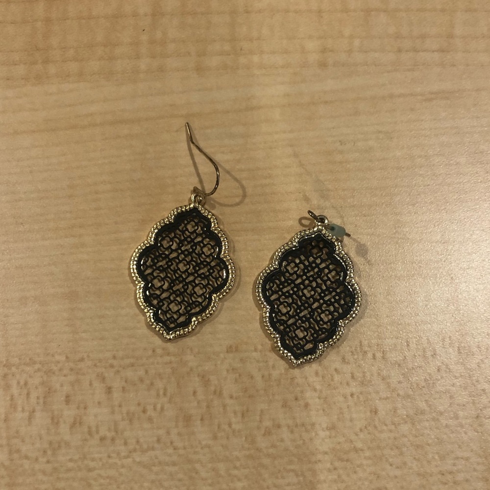 diamond shaped dangles